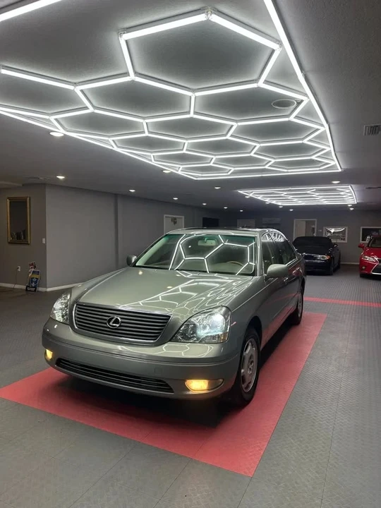 2002 Lexus LS 3rd Gen - Image 2 of 20