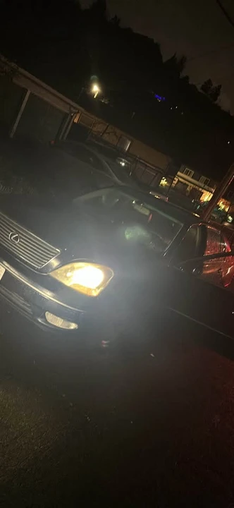 2002 Lexus LS 3rd Gen - Image 4 of 7