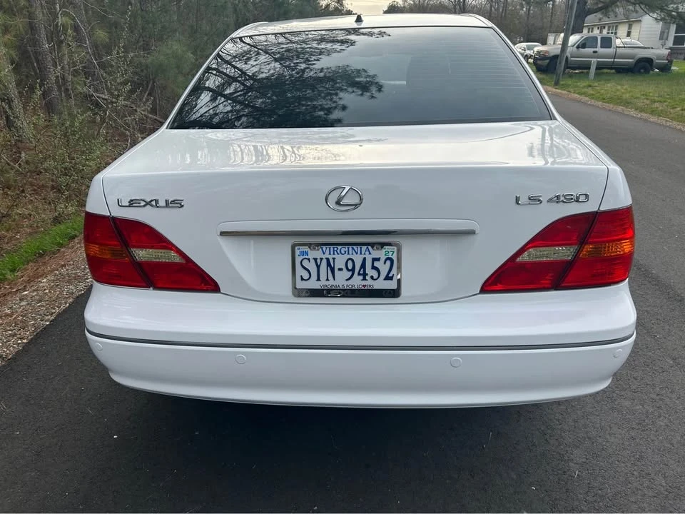 2002 Lexus LS 3rd Gen - Image 5 of 10