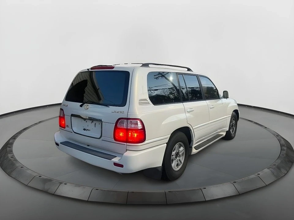 2002 Lexus LX 2nd Gen - Image 3 of 19