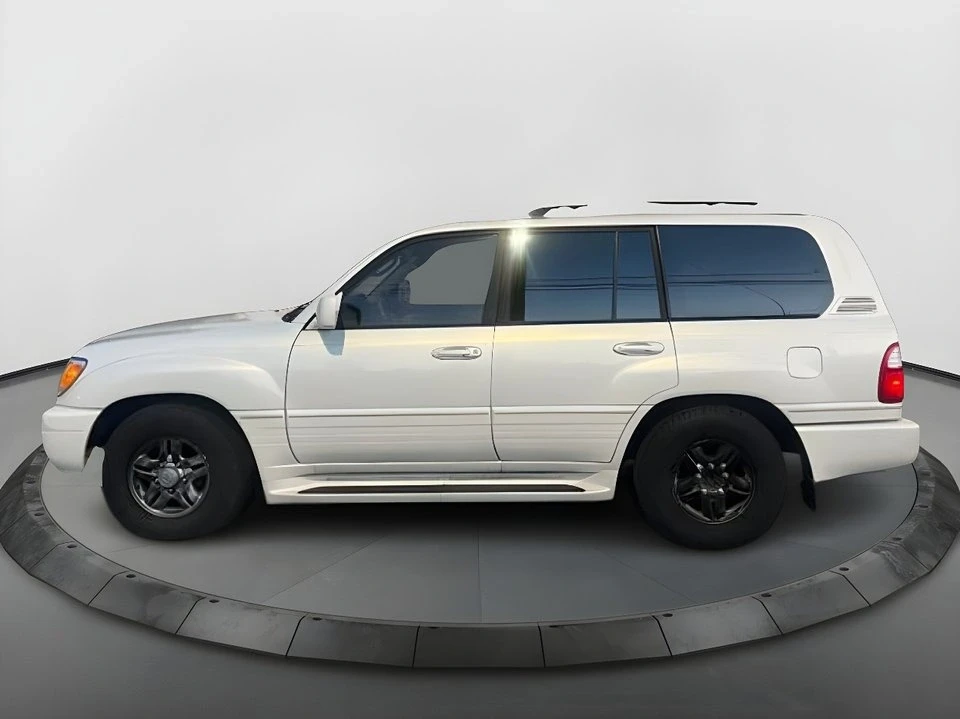 2002 Lexus LX 2nd Gen - Image 6 of 19