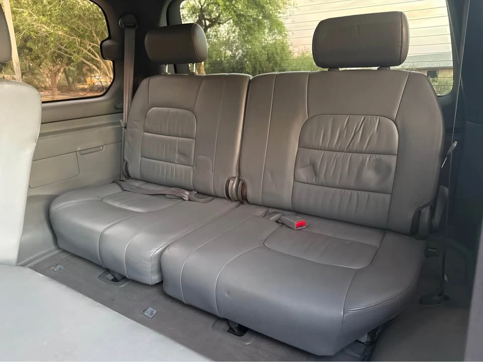 2002 Lexus LX 2nd Gen - Image 14 of 18