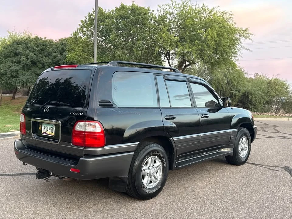 2002 Lexus LX 2nd Gen - Image 6 of 18