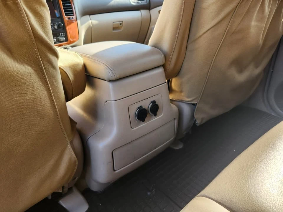 2002 Lexus LX 2nd Gen - Image 14 of 15