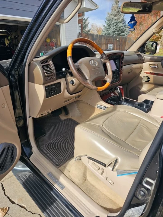 2002 Lexus LX 2nd Gen - Image 3 of 13