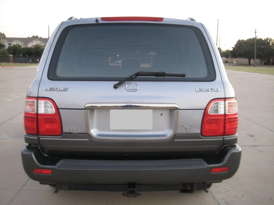 2002 Lexus LX 2nd Gen - Image 7 of 19