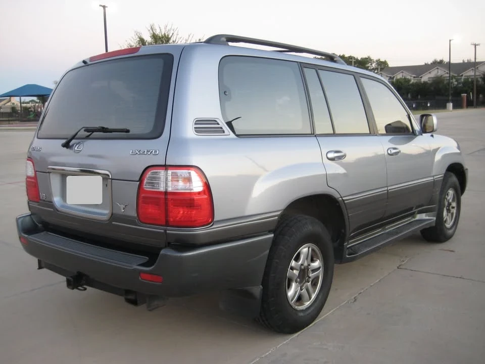 2002 Lexus LX 2nd Gen - Image 8 of 19