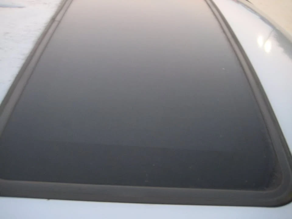 2002 Lexus LX 2nd Gen - Image 15 of 19