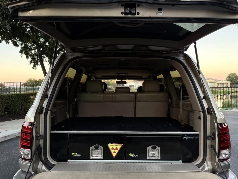 2002 Lexus LX 2nd Gen - Image 12 of 19