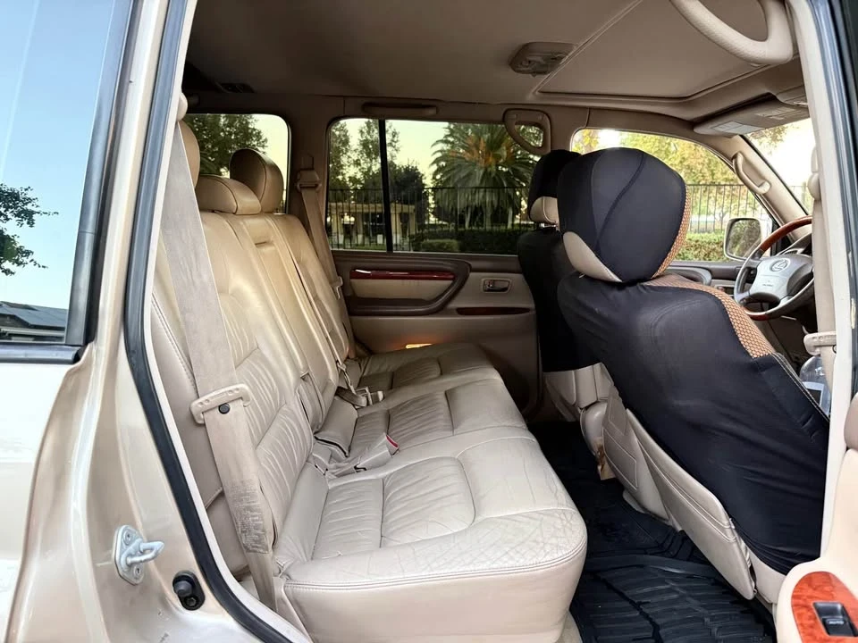 2002 Lexus LX 2nd Gen - Image 13 of 19
