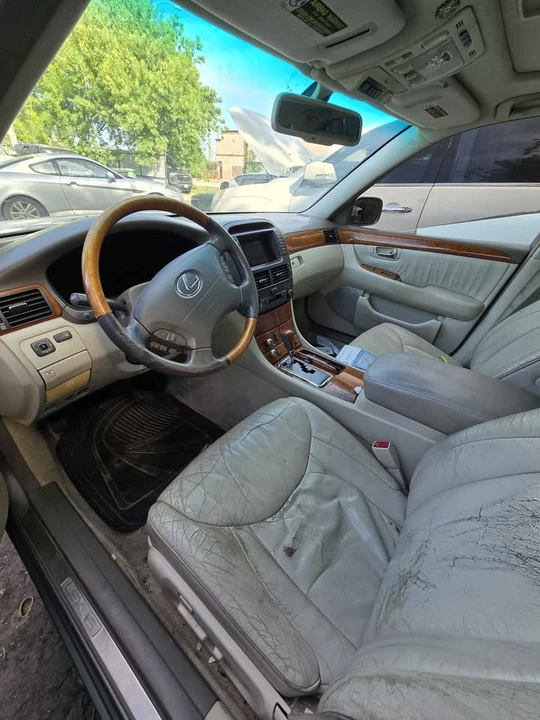 2002 Lexus IS 1st Gen - Image 5 of 8