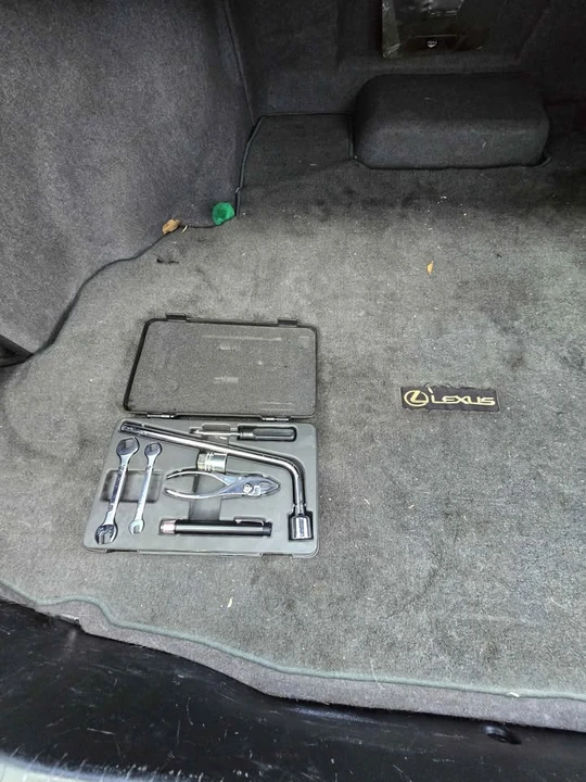 2002 Lexus IS 1st Gen - Image 8 of 8