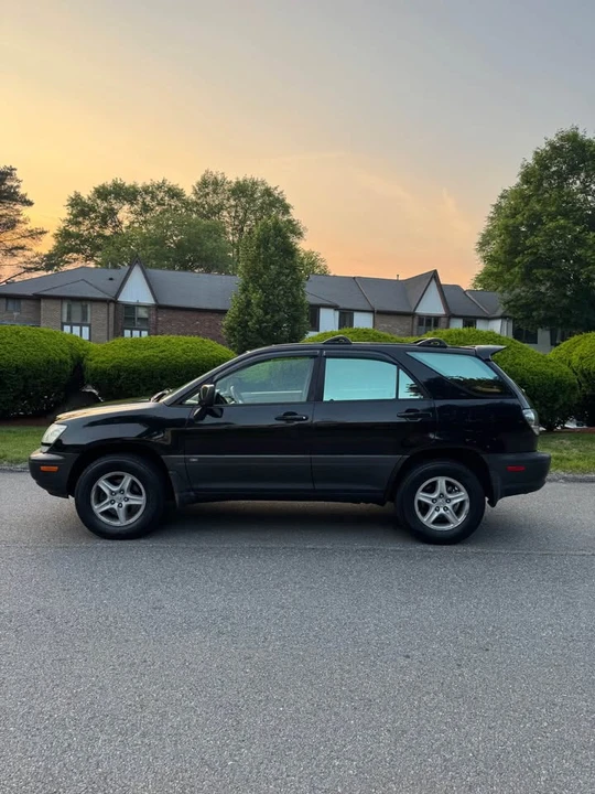 2002 Lexus RX 1st Gen - Image 7 of 11