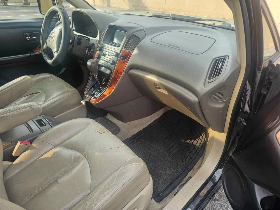 2002 Lexus RX 1st Gen - Image 8 of 12