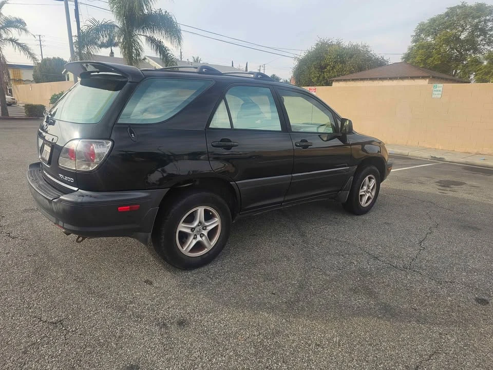 2002 Lexus RX 1st Gen - Image 4 of 12