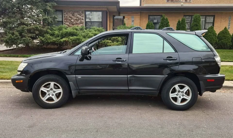 2002 Lexus RX 1st Gen - Image 7 of 11