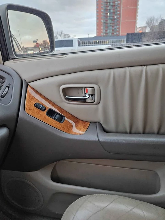 2002 Lexus RX 1st Gen - Image 6 of 11