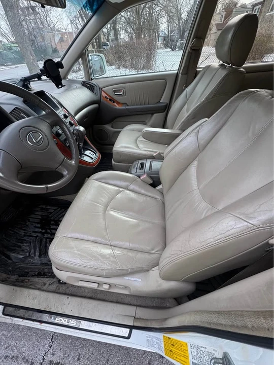 2002 Lexus RX 1st Gen - Image 5 of 6