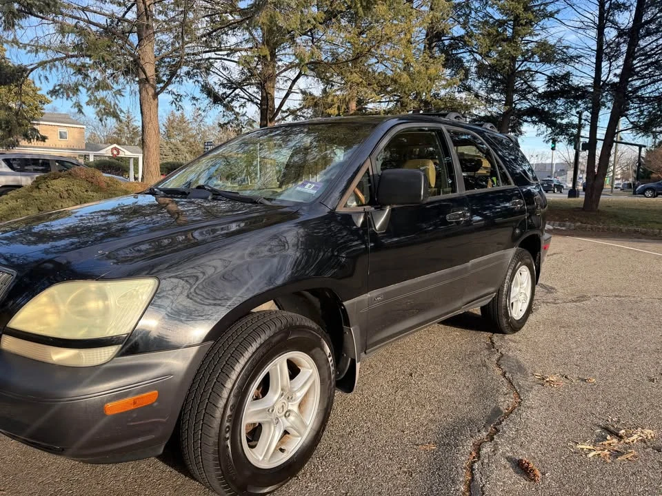 2002 Lexus RX 1st Gen - Image 2 of 14