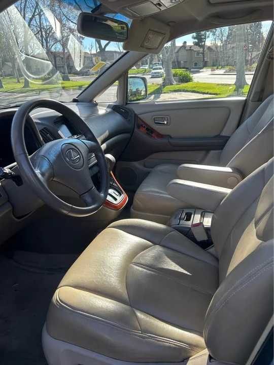 2002 Lexus RX 1st Gen - Image 9 of 20