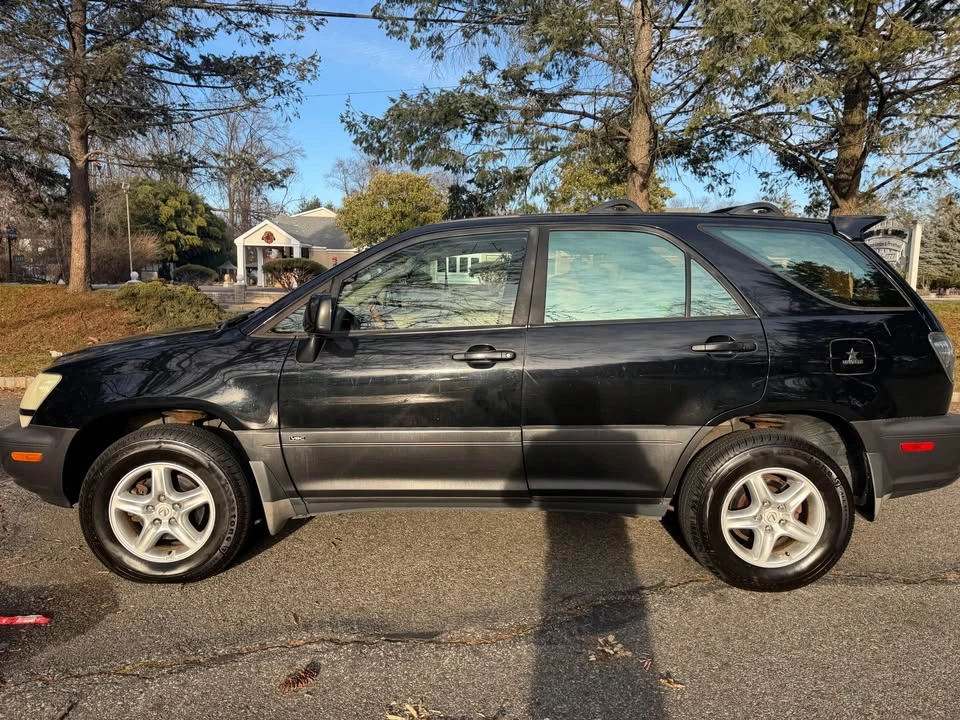 2002 Lexus RX 1st Gen - Image 3 of 14