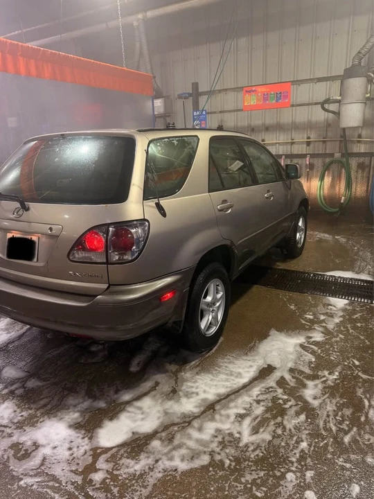 2002 Lexus RX 1st Gen - Image 4 of 6
