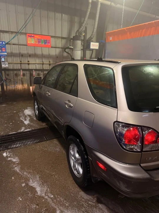 2002 Lexus RX 1st Gen - Image 3 of 6
