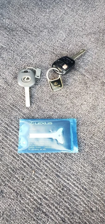 2002 Lexus RX 1st Gen - Image 11 of 12