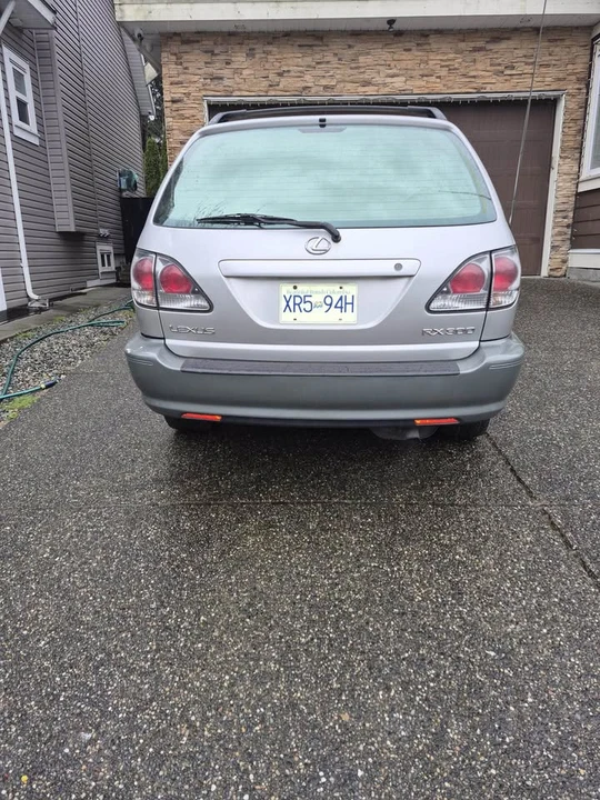 2002 Lexus RX 1st Gen - Image 4 of 5