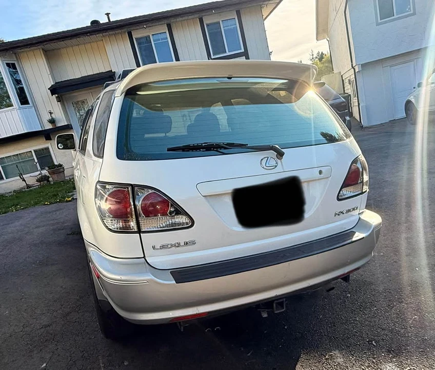 2002 Lexus RX 1st Gen - Image 4 of 7