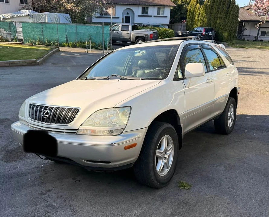 2002 Lexus RX 1st Gen - Image 3 of 7