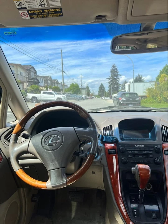 2002 Lexus RX 1st Gen - Image 6 of 12