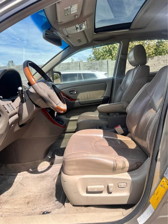 2002 Lexus RX 1st Gen - Image 8 of 12