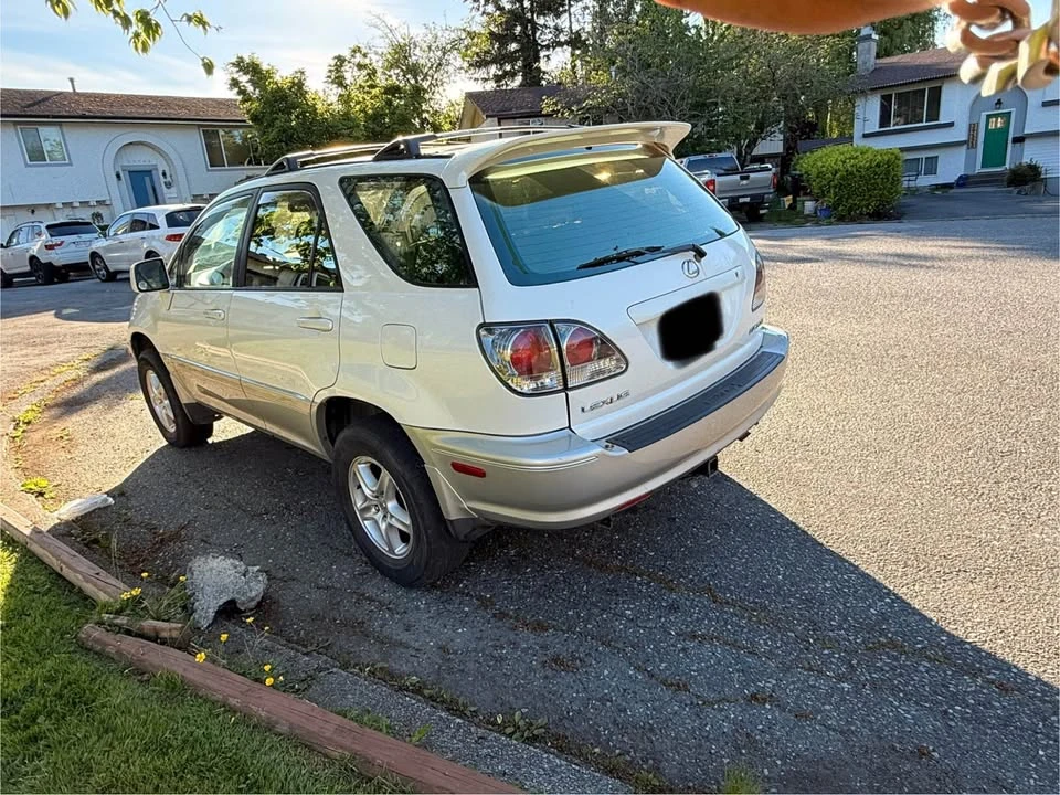 2002 Lexus RX 1st Gen - Image 4 of 8