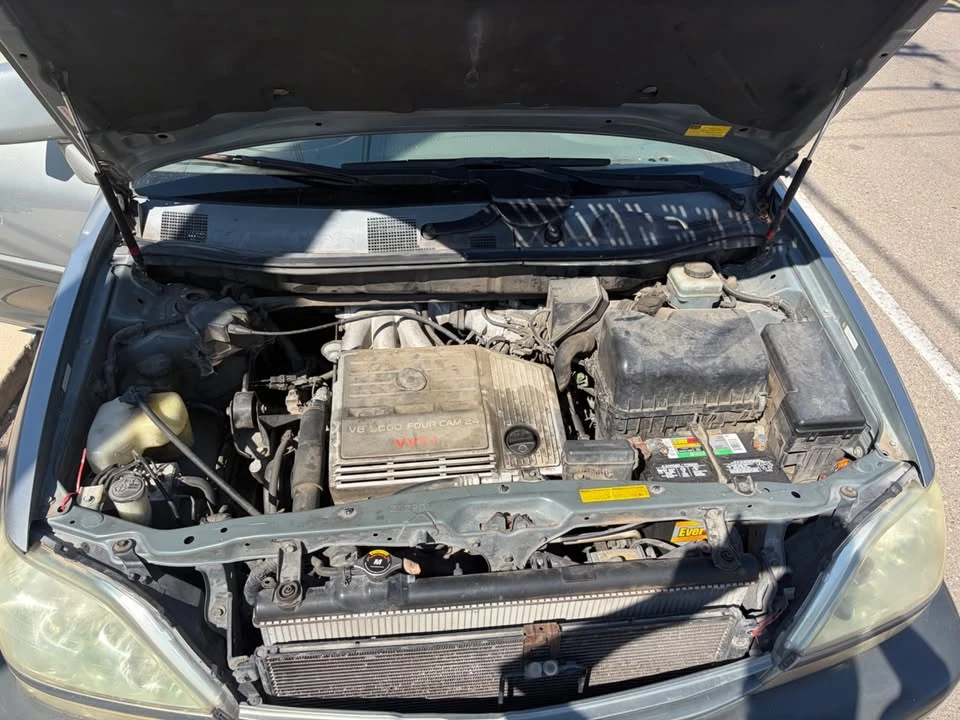 2002 Lexus RX 1st Gen - Image 12 of 16