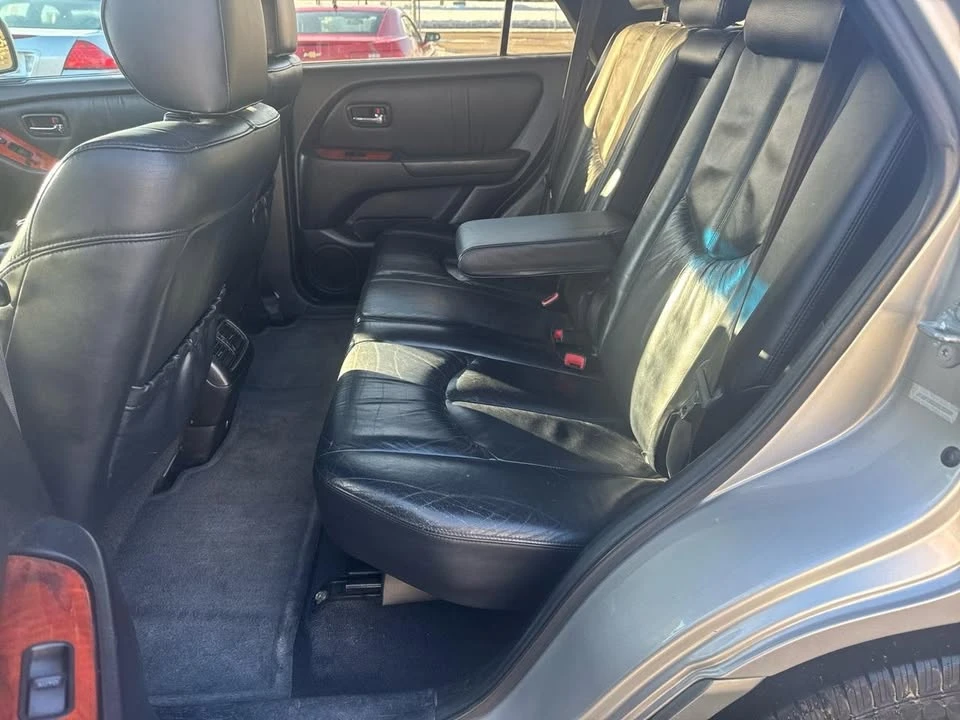 2002 Lexus RX 1st Gen - Image 11 of 11