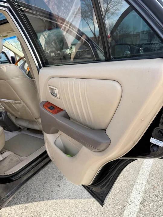 2002 Lexus RX 1st Gen - Image 11 of 14