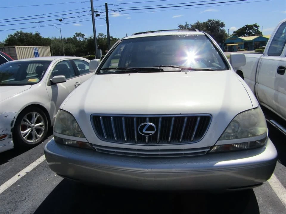 2002 Lexus RX 1st Gen - Image 2 of 14
