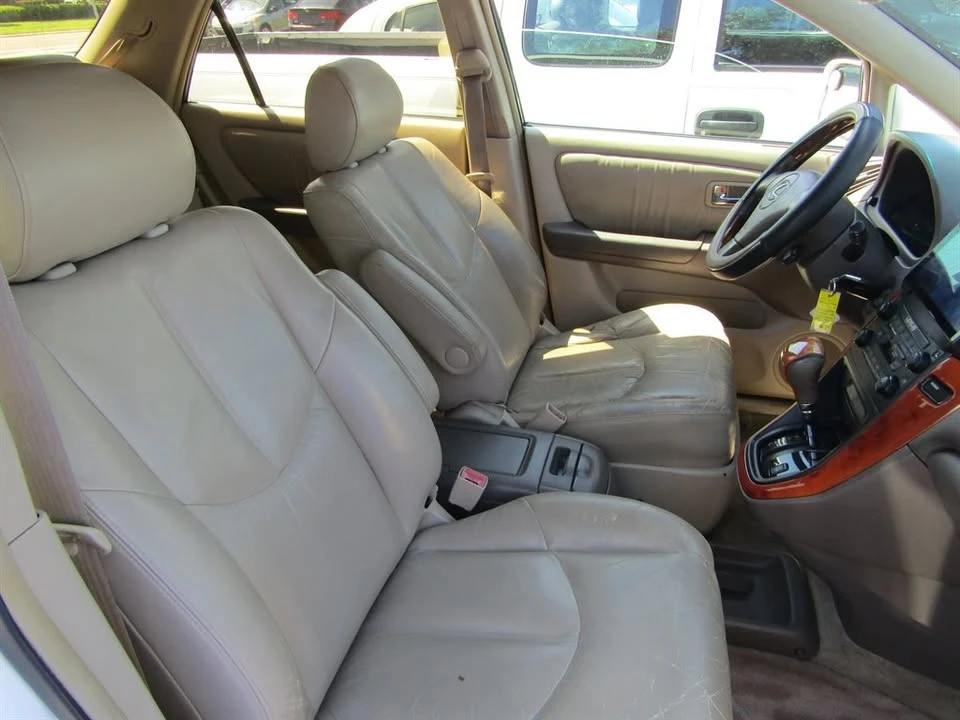 2002 Lexus RX 1st Gen - Image 5 of 14