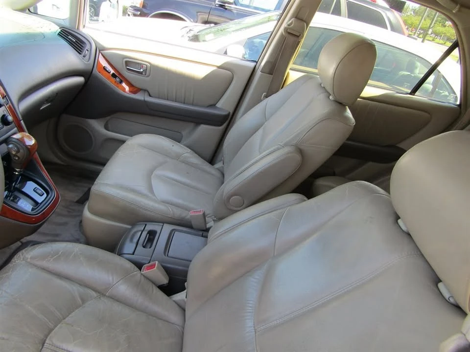 2002 Lexus RX 1st Gen - Image 9 of 14