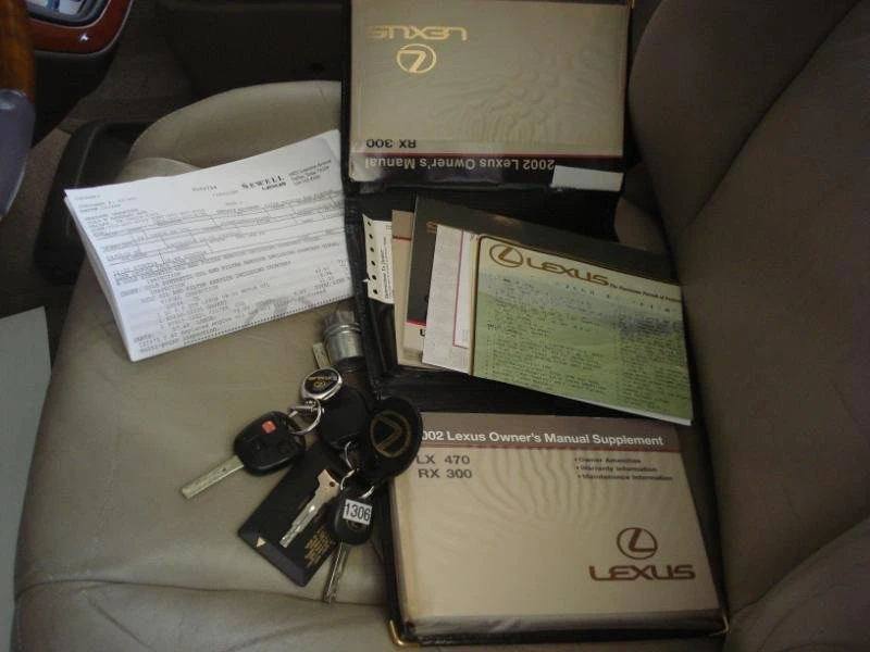 2002 Lexus RX 1st Gen - Image 9 of 20