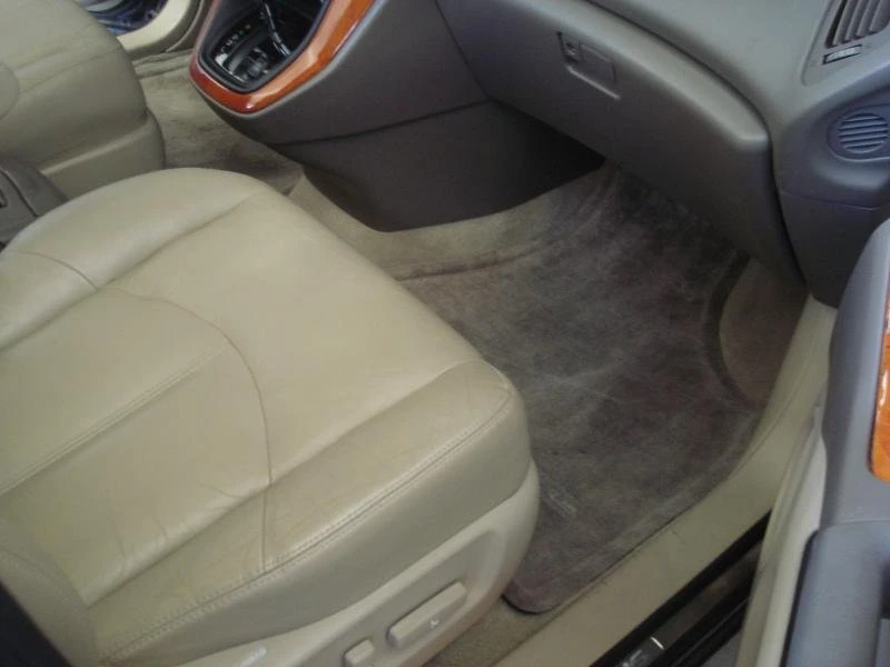 2002 Lexus RX 1st Gen - Image 18 of 20