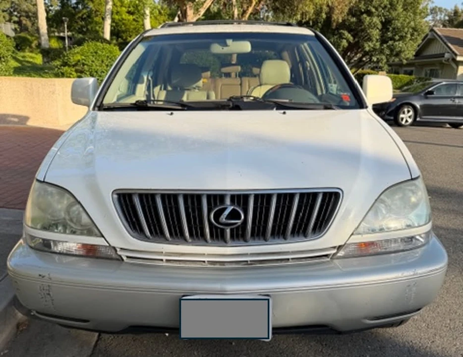 2002 Lexus RX 1st Gen - Image 2 of 7