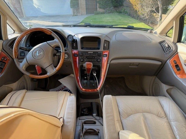 2002 Lexus RX 1st Gen - Image 3 of 7