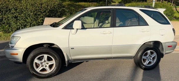 2002 Lexus RX 1st Gen - Image 4 of 7
