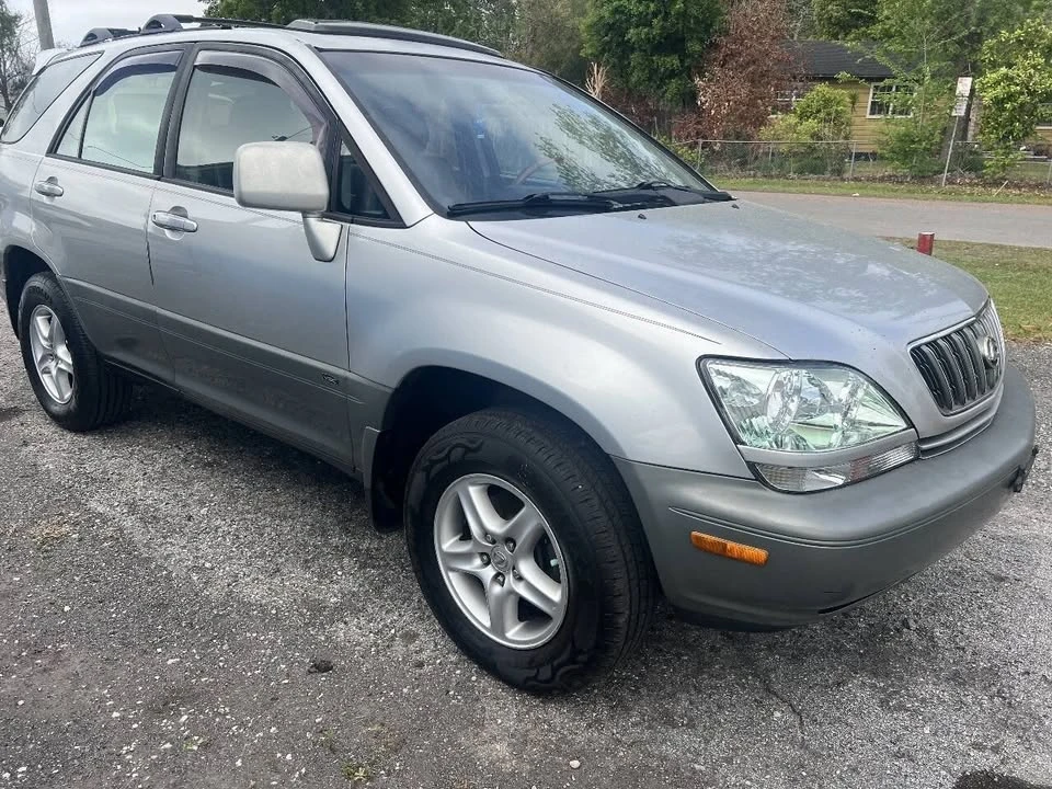 2002 Lexus RX 1st Gen - Image 14 of 16