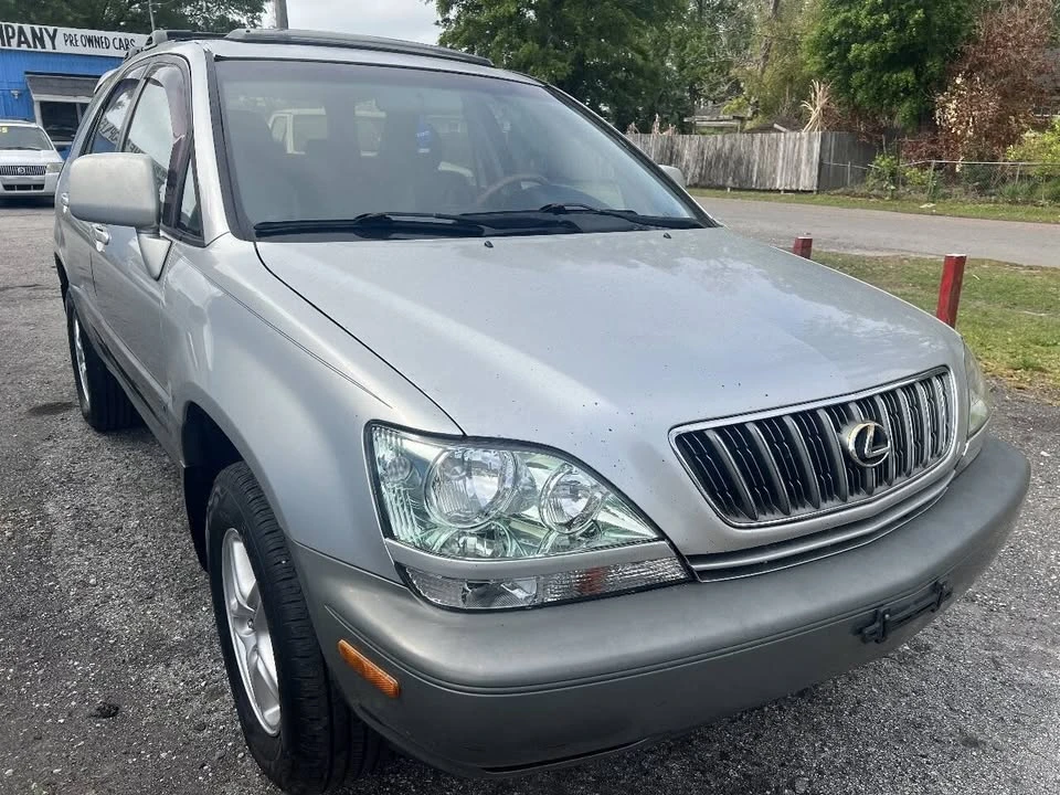 2002 Lexus RX 1st Gen - Image 2 of 16