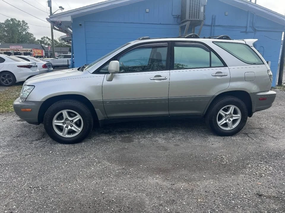 2002 Lexus RX 1st Gen - Image 7 of 16