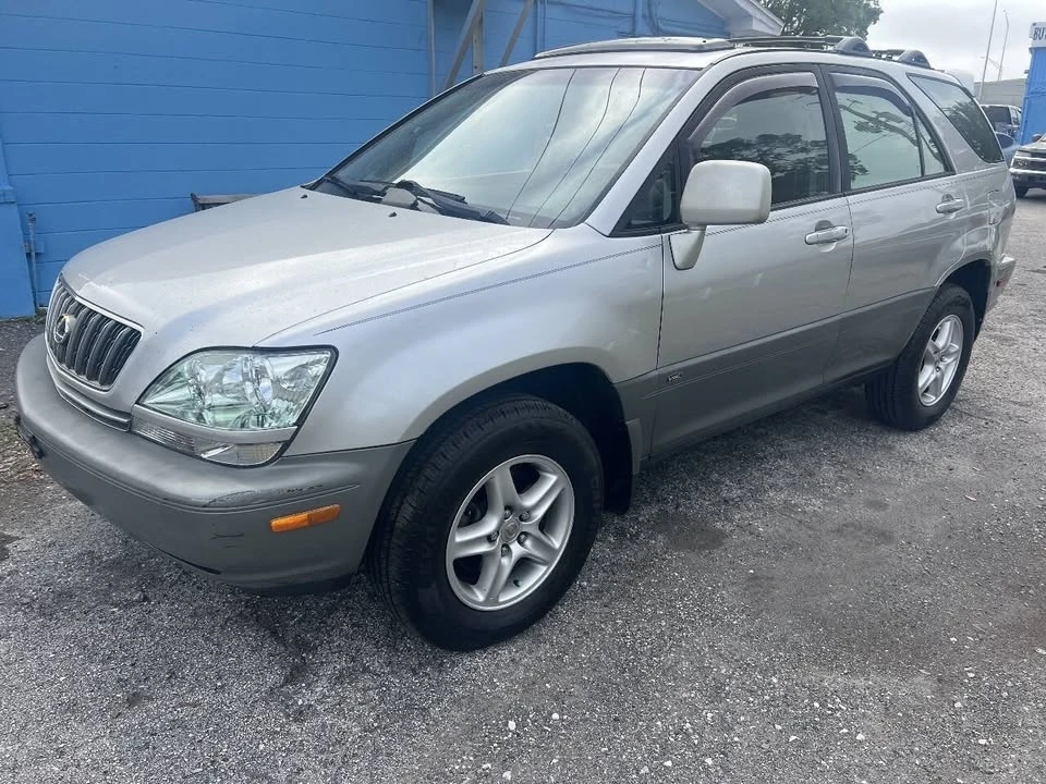 2002 Lexus RX 1st Gen - Image 5 of 16