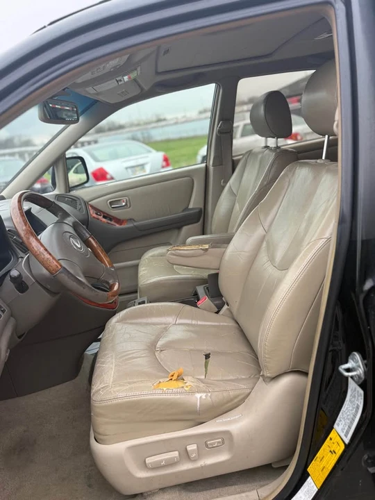 2002 Lexus RX 1st Gen - Image 7 of 8
